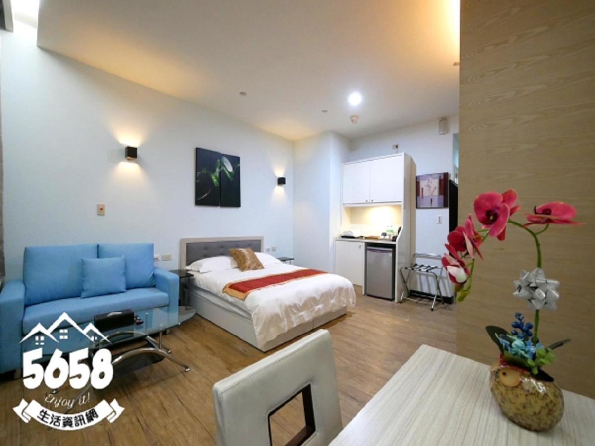 85 Season Apartment Kaohsiung Exterior photo