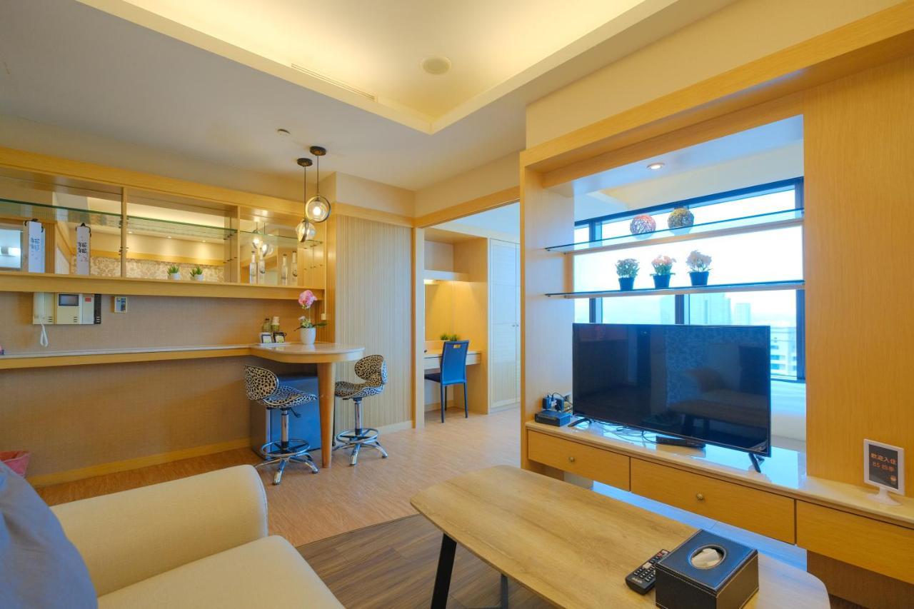 85 Season Apartment Kaohsiung Exterior photo